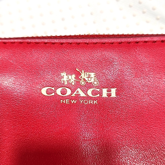 Coach Doble Zipper Red Soft Leather Wristlet . - Picture 4 of 15